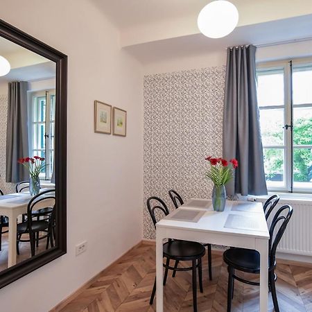 Vila Selena Apartment Ljubljana Ngoại thất bức ảnh